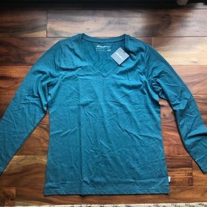 Long sleeve v-neck